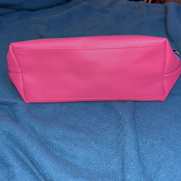 Juicy Couture makeup bag hot pink - Picture 2 of 5